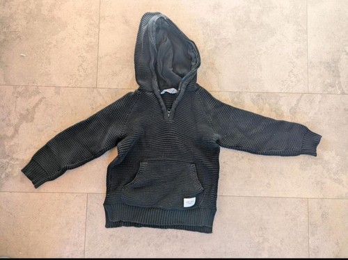 Kapuzenpullover schwarz - in,
